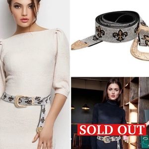 BLING🛍🆕FLEUR DE LIS RHINESTONE BELT